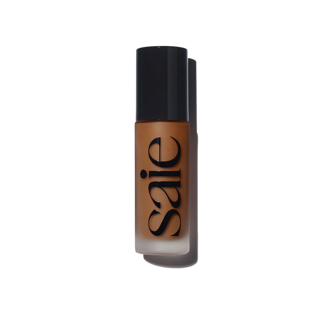 Base Ligera con Color Glowy Super Skin Tint — Saie