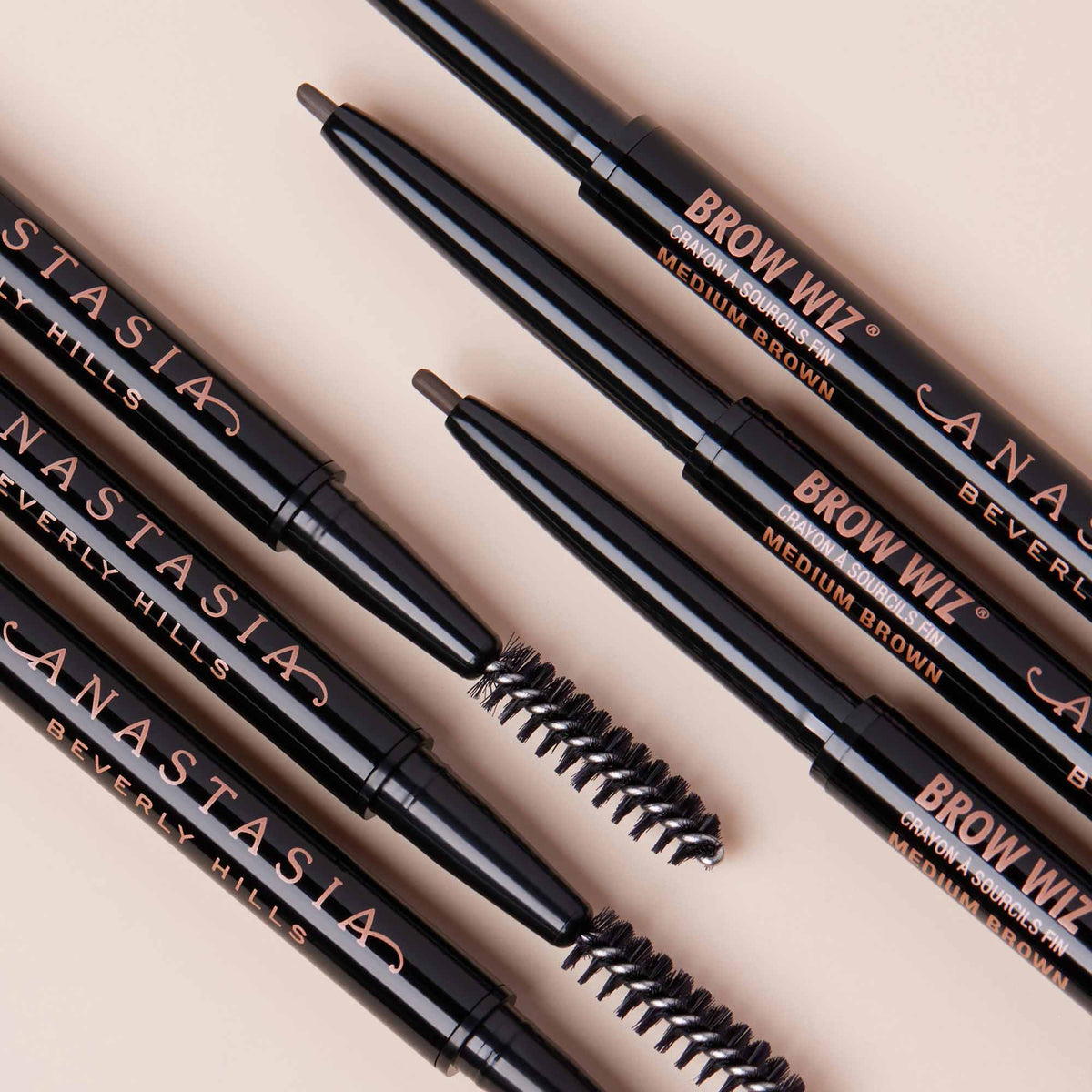 Lápiz de cejas Medium Brown Ultra Fina de 0.1 g -  Anastasia