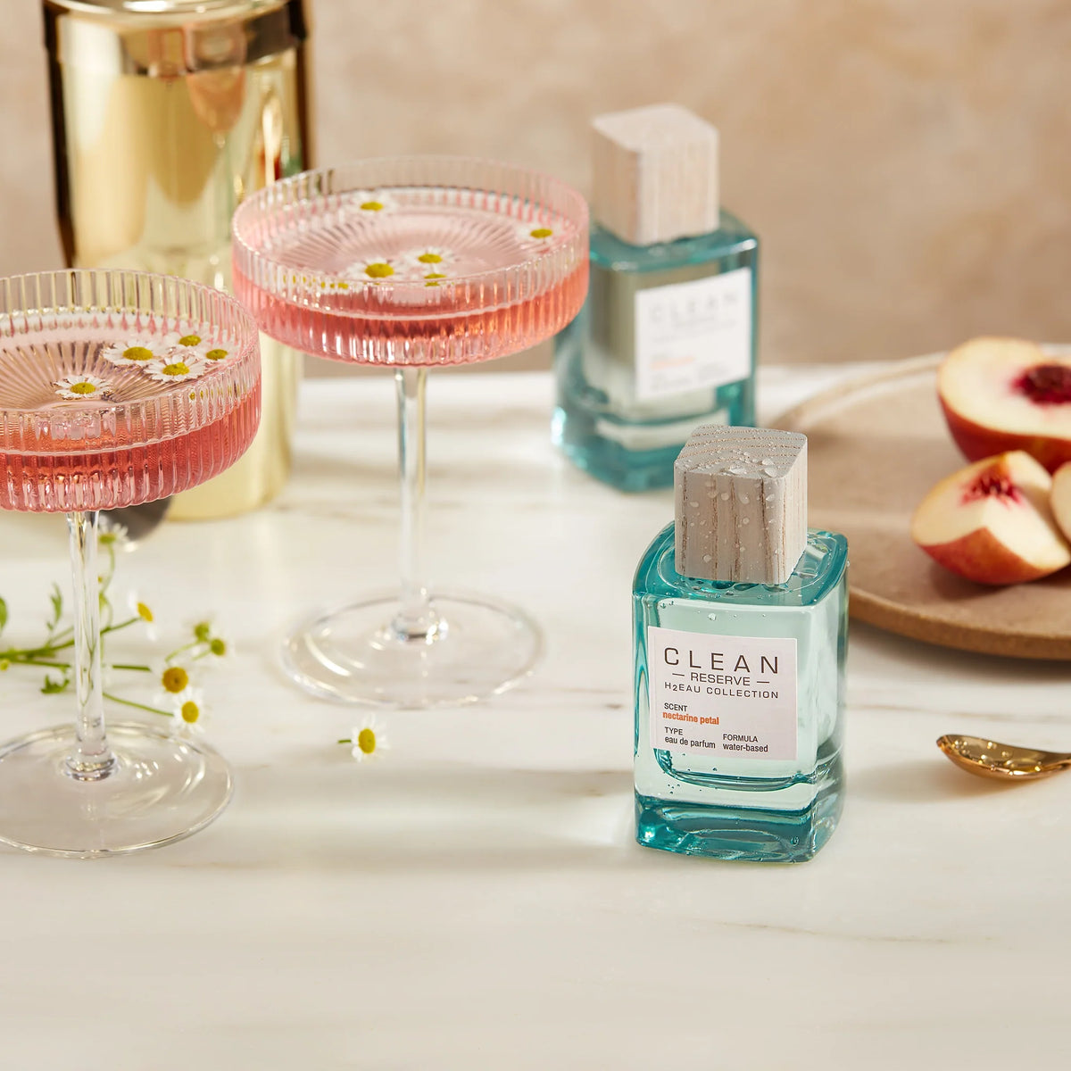 Perfume Nectarine Petal — CLEAN Reserve