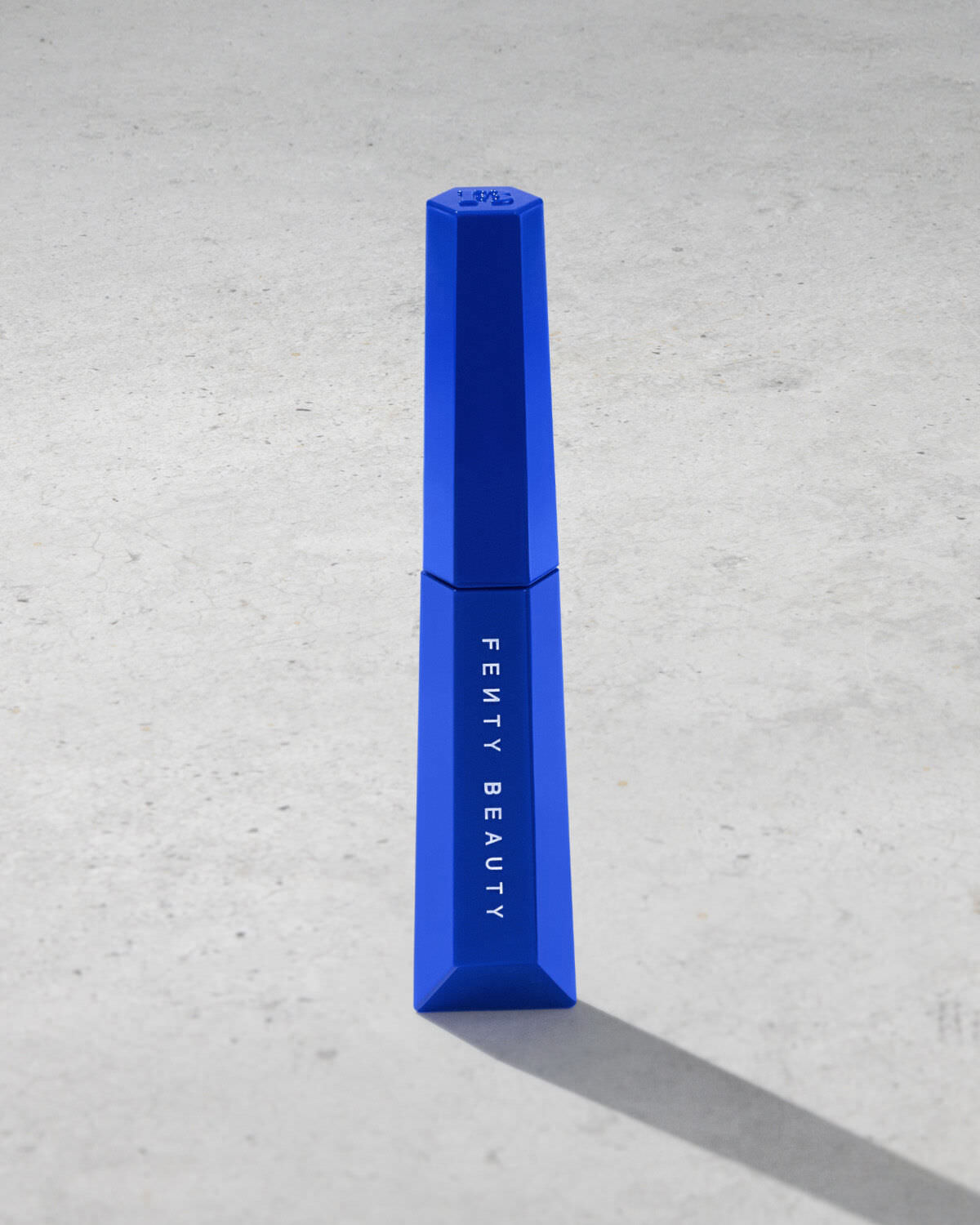 Máscara de Pestañas Voluminizadora Hella Thicc — Fenty Beauty by Rihanna