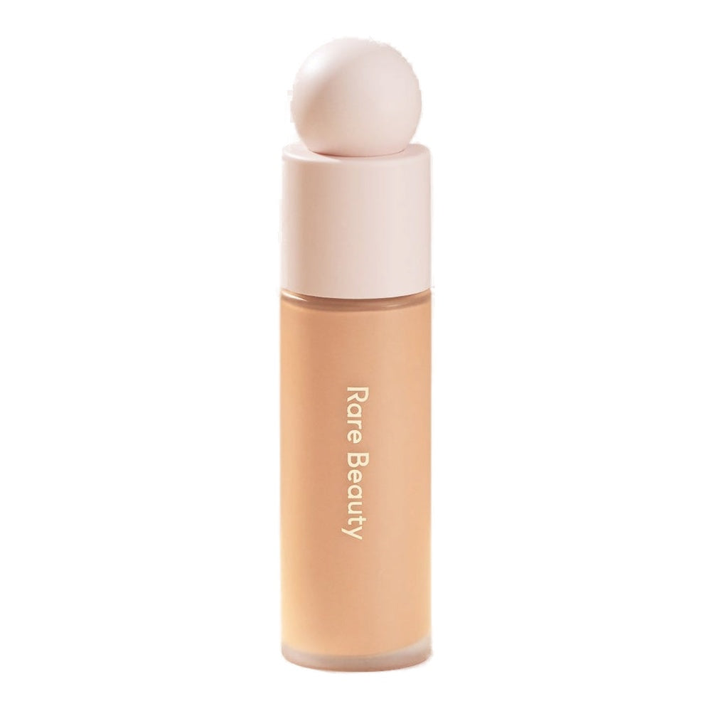 Base Liquid Touch Weightless de Rare Beauty, tono 180W