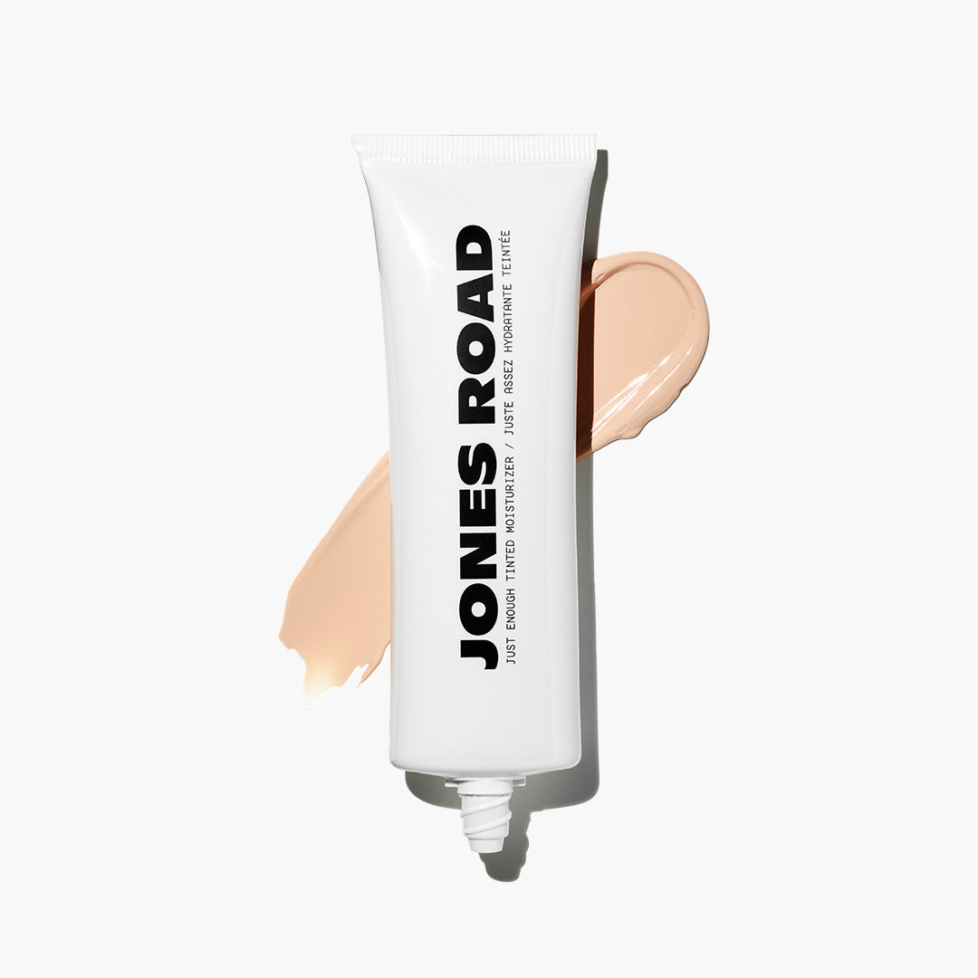 Hidratante con Color Just Enough — Jones Road