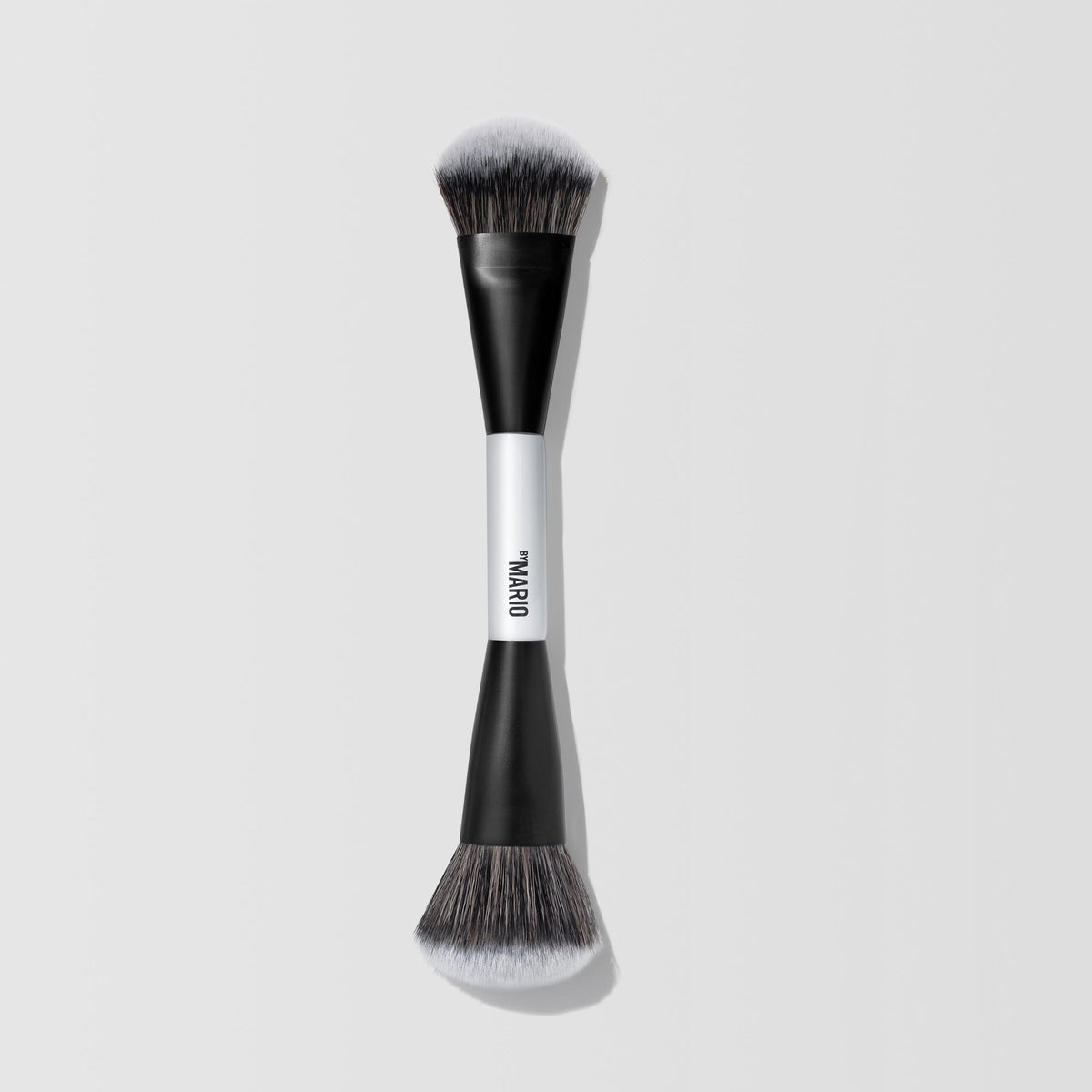 F4 Brocha para rostro y base de dos puntas — MAKEUP BY MARIO