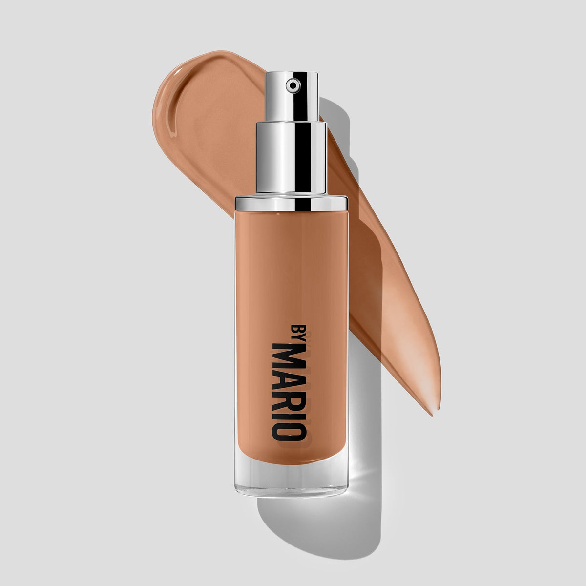 Base de Maquillaje Luminosa Hidratante SurrealSkin® — Makeup by Mario