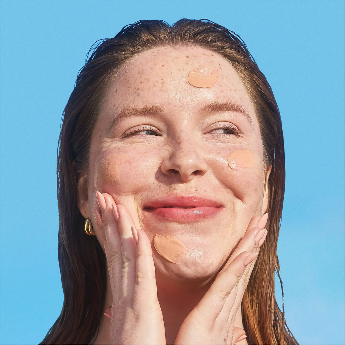Dúo Mini Glow &amp; Protect (SOS FaceGuard SPF 30 + LipSoftie Watermelon Kiwi) — Tower 28 Beauty