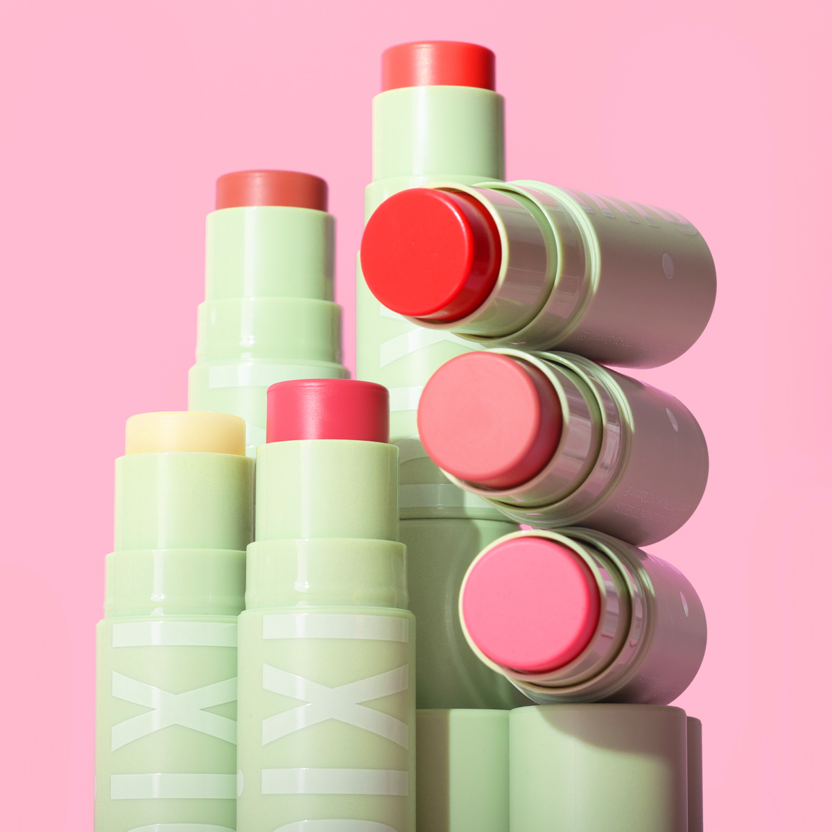 Bálsamo Labial Hydra LipTreat PIXI