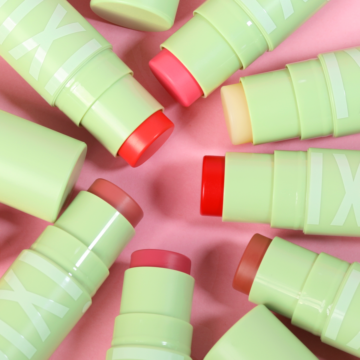 Bálsamo Labial Hydra LipTreat PIXI