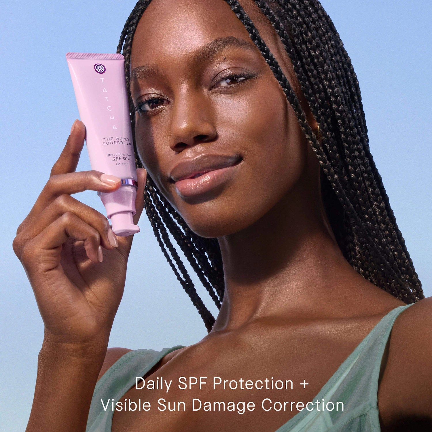 El protector solar lechoso de amplio espectro SPF 50+ con ectoína encapsulada + vitamina E — Tatcha