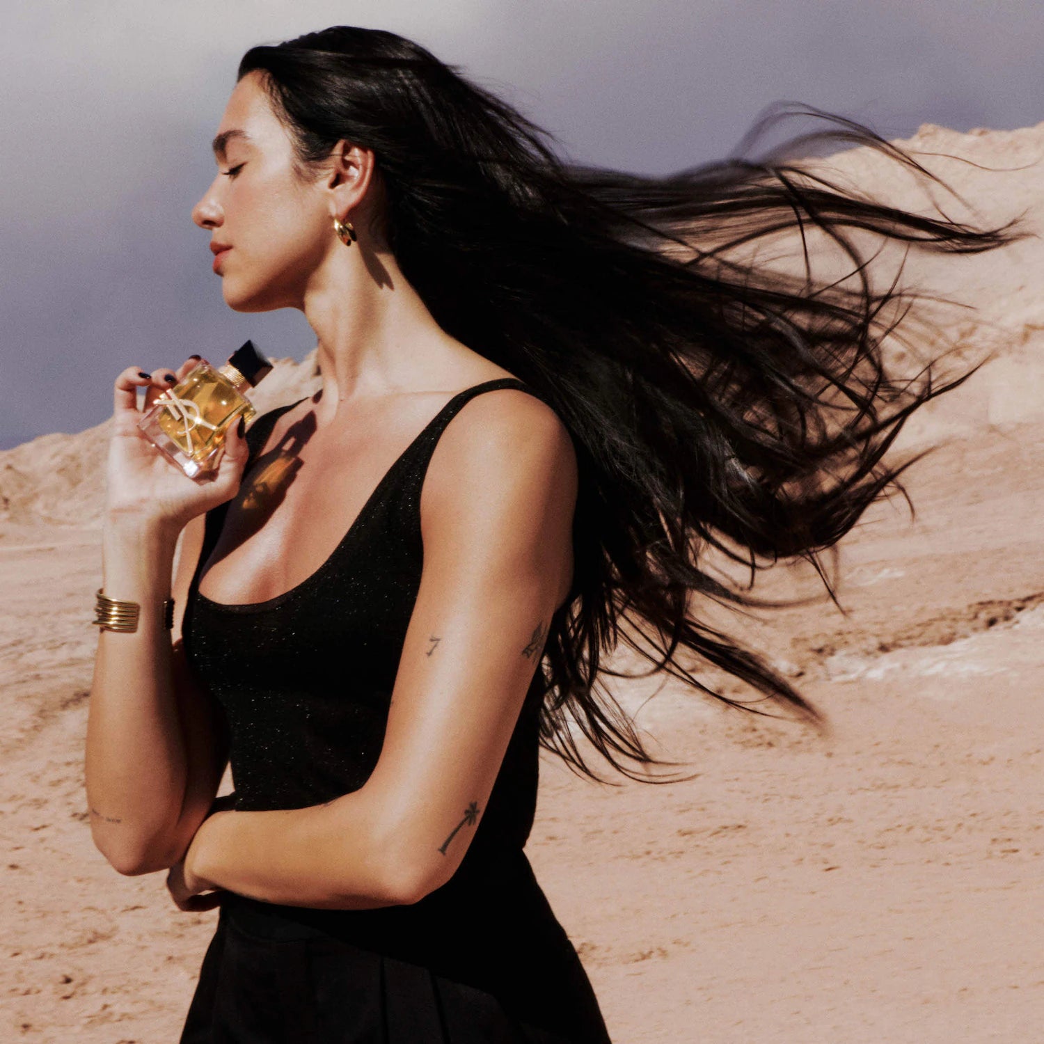 Libre Eau De Parfum con Azahar y Lavanda — Yves Saint Laurent
