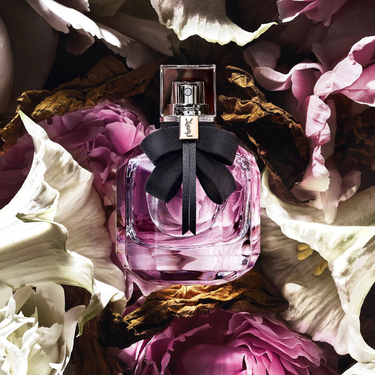 Mon Paris Eau de Parfum Pachulí y Flores — Yves Saint Laurent