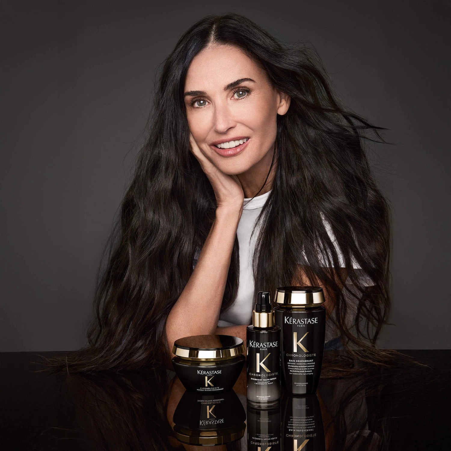 Chronologiste Champú Hidratante para Reparación y Brillo del Cabello — Kérastase
