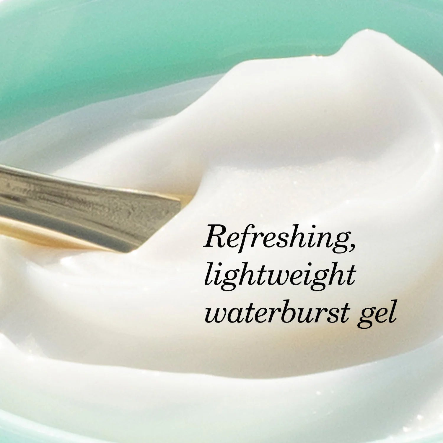 The Water Cream Crema hidratante recargable que minimiza los poros sin aceite — Tatcha