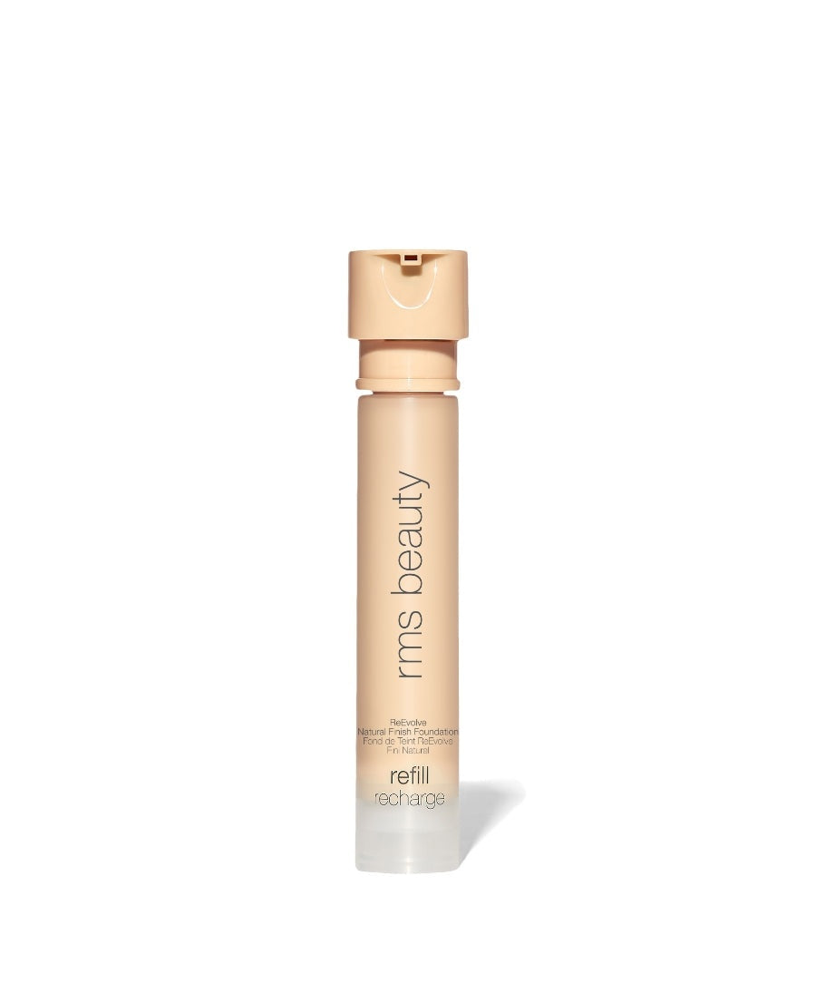 ReEvolve Natural Finish Liquid Foundation: base líquida