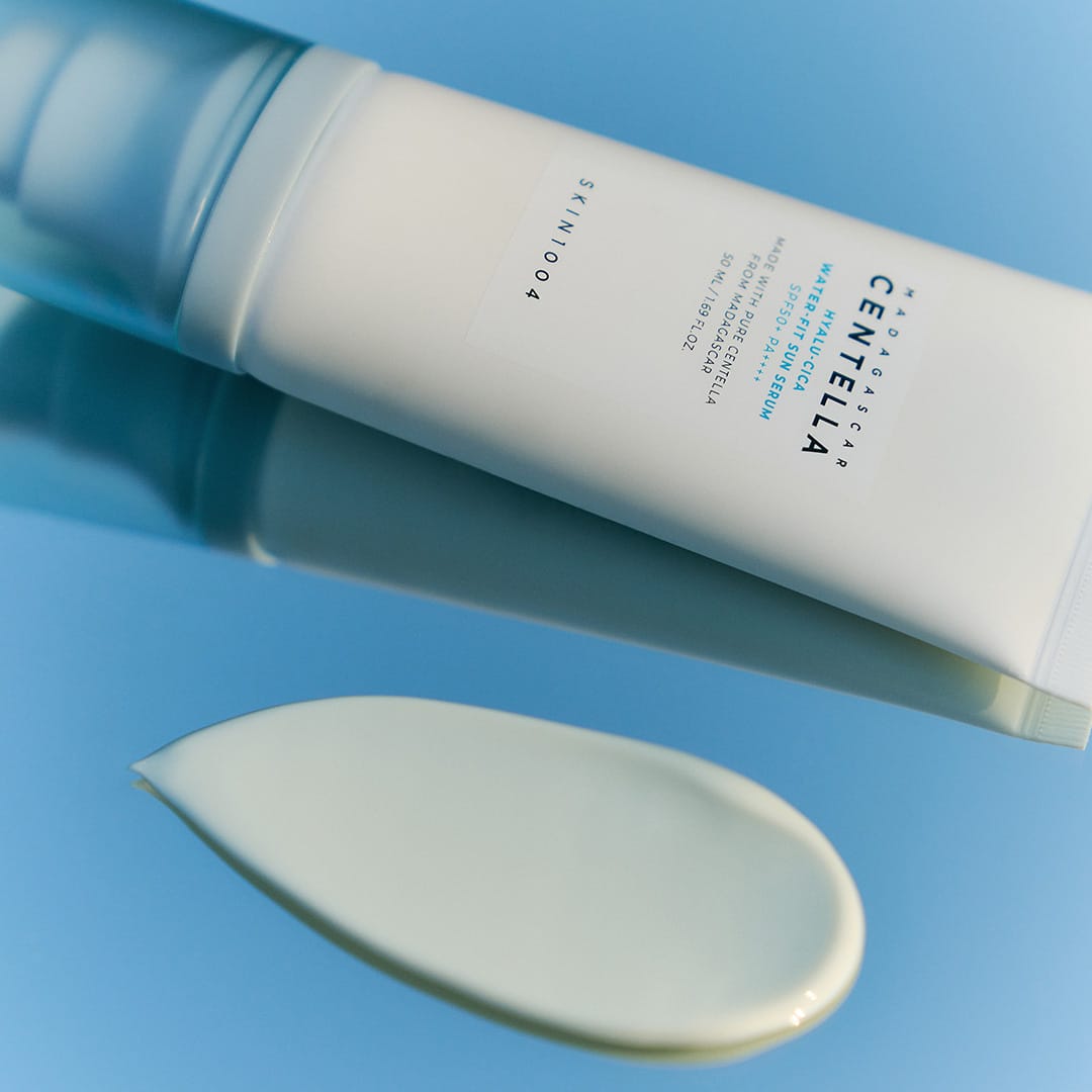 Protector Solar en Sérum Hyalu-Cica Water-Fit
