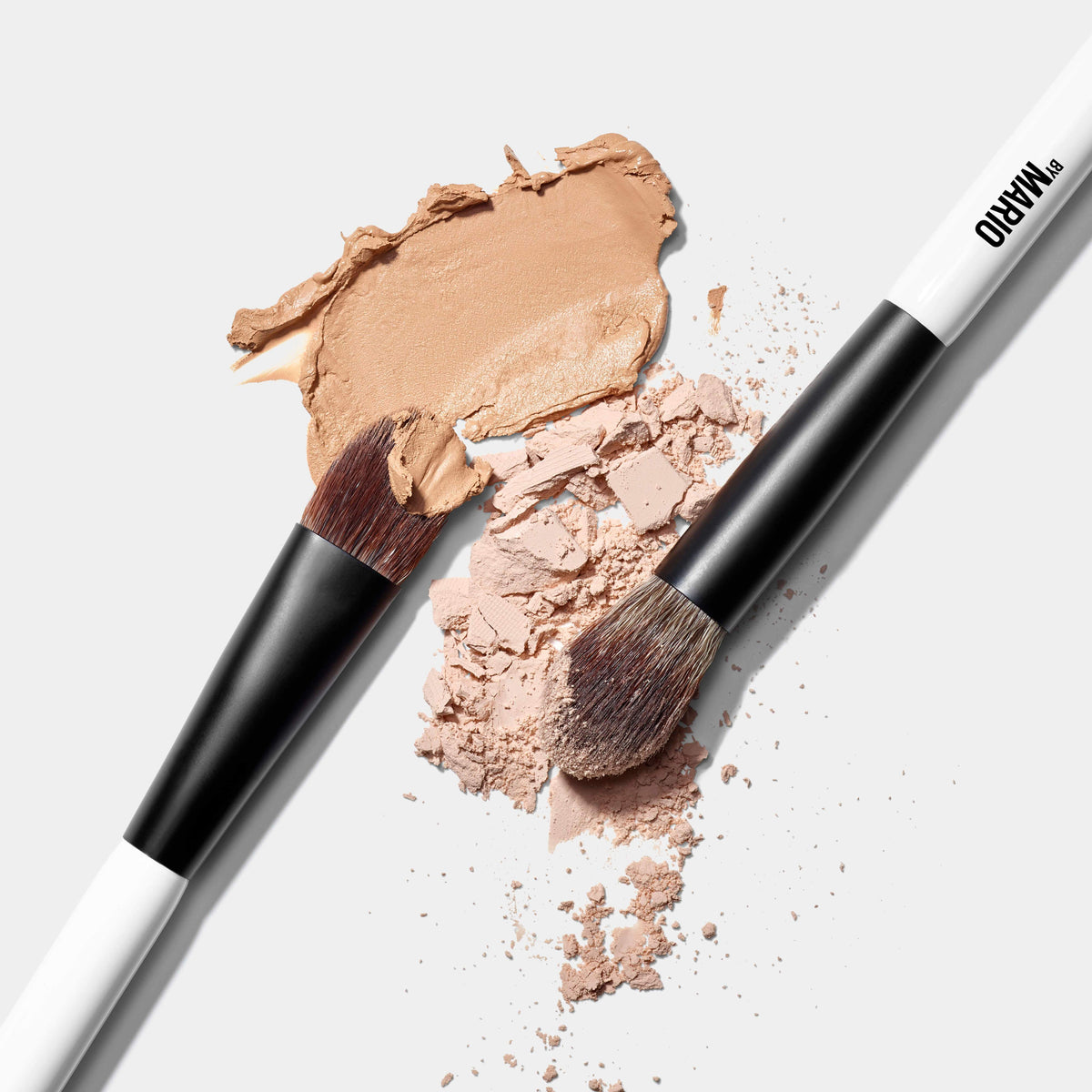 Brocha EF1 de Doble Punta para Crema y Polvo — Makeup by Mario